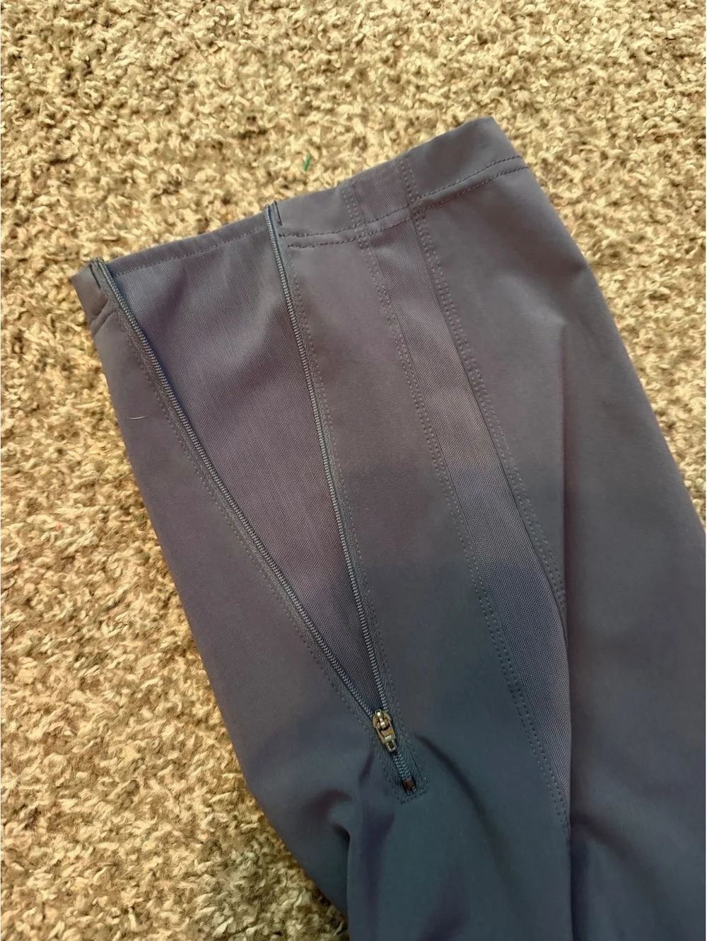 Nike Jogging Pants w Zipper Bottoms Men’s Medium